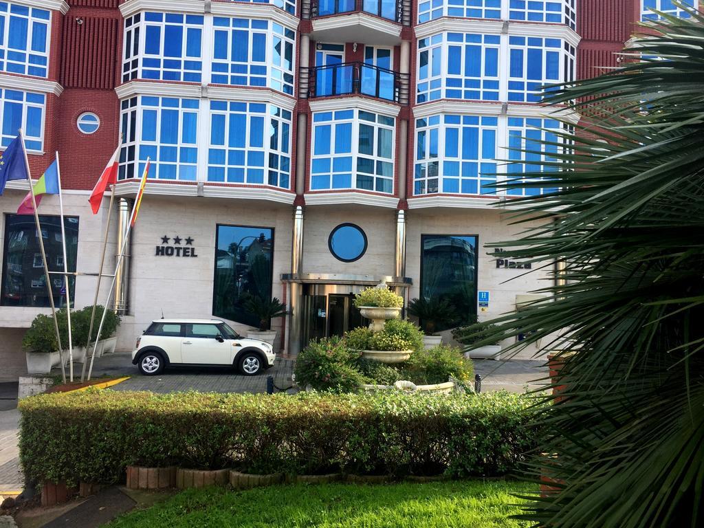 Hotel Nueva Plaza Maliaño Buitenkant foto